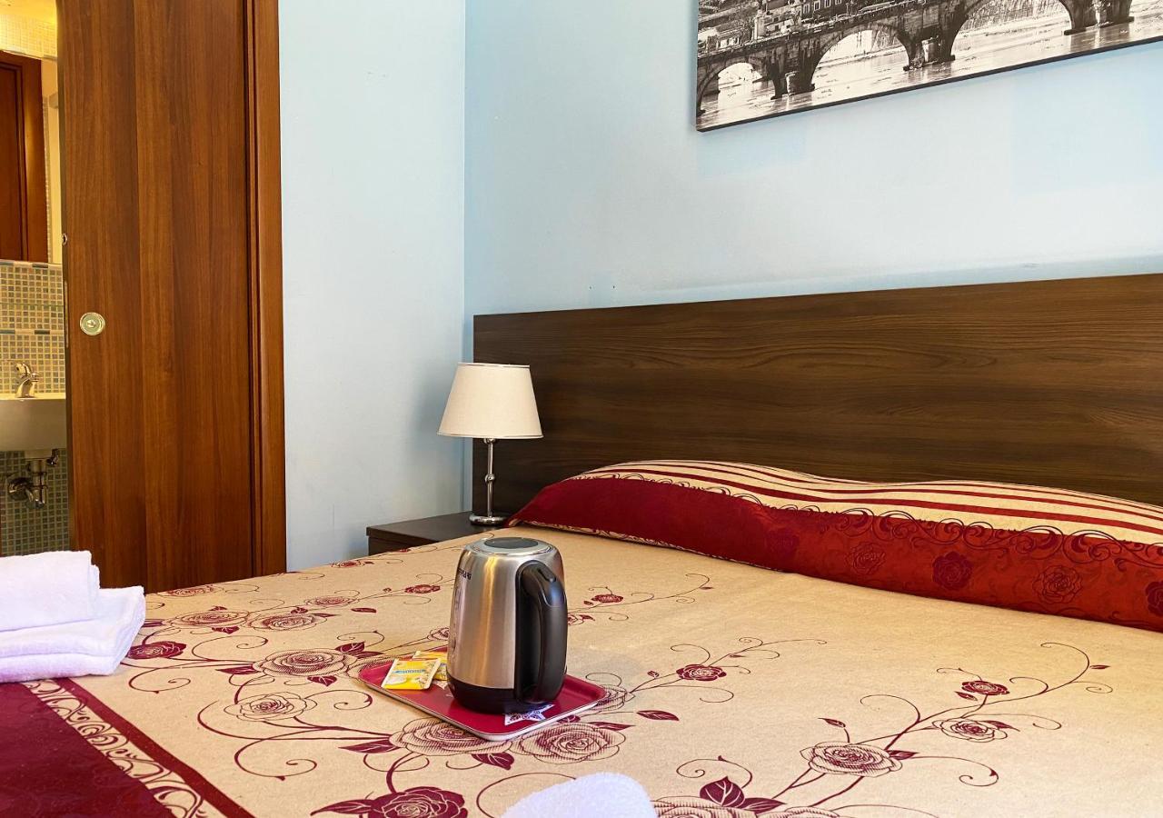 Sweet Dream Roma Termini Hotel Bagian luar foto